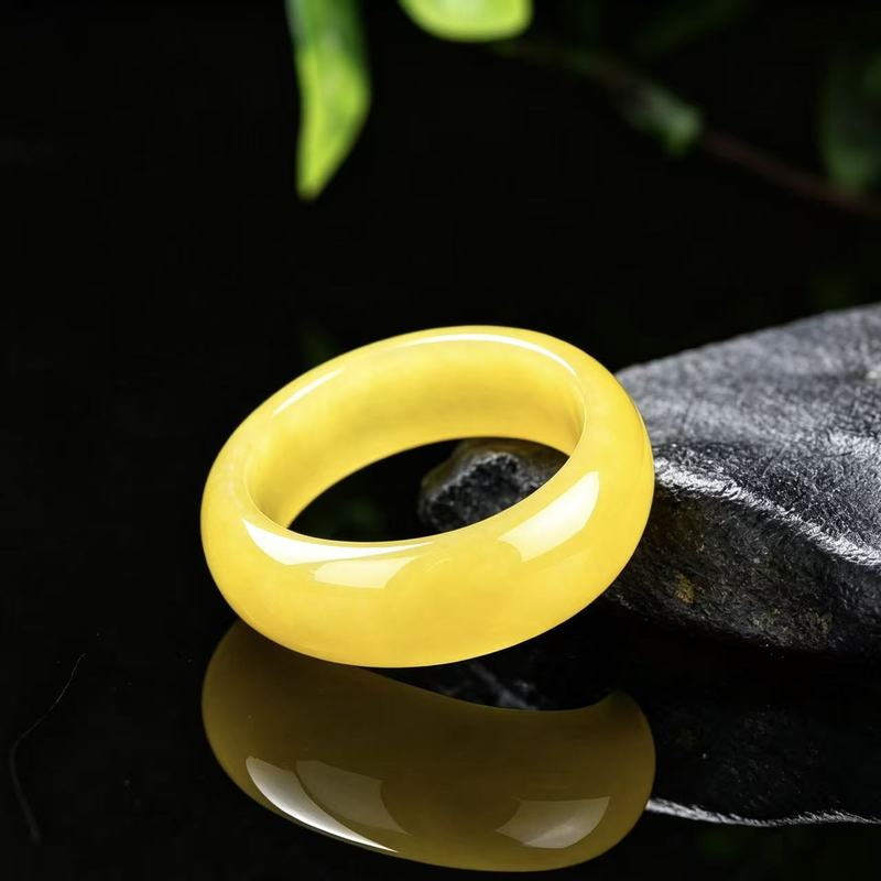Rings - แหวนหยกเจไดต์เกรด A แท้ สีเหลืองสดใส พร้อมเม็ดสีเข้มข้น จี้หยกประดับสวยงาม