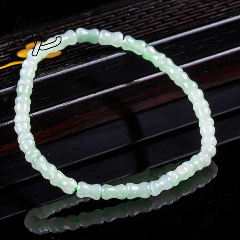 สร้อยข้อมือและสร้อยคอหยกแท้ธรร - Bracelets บทวิจารณ์และราคา
